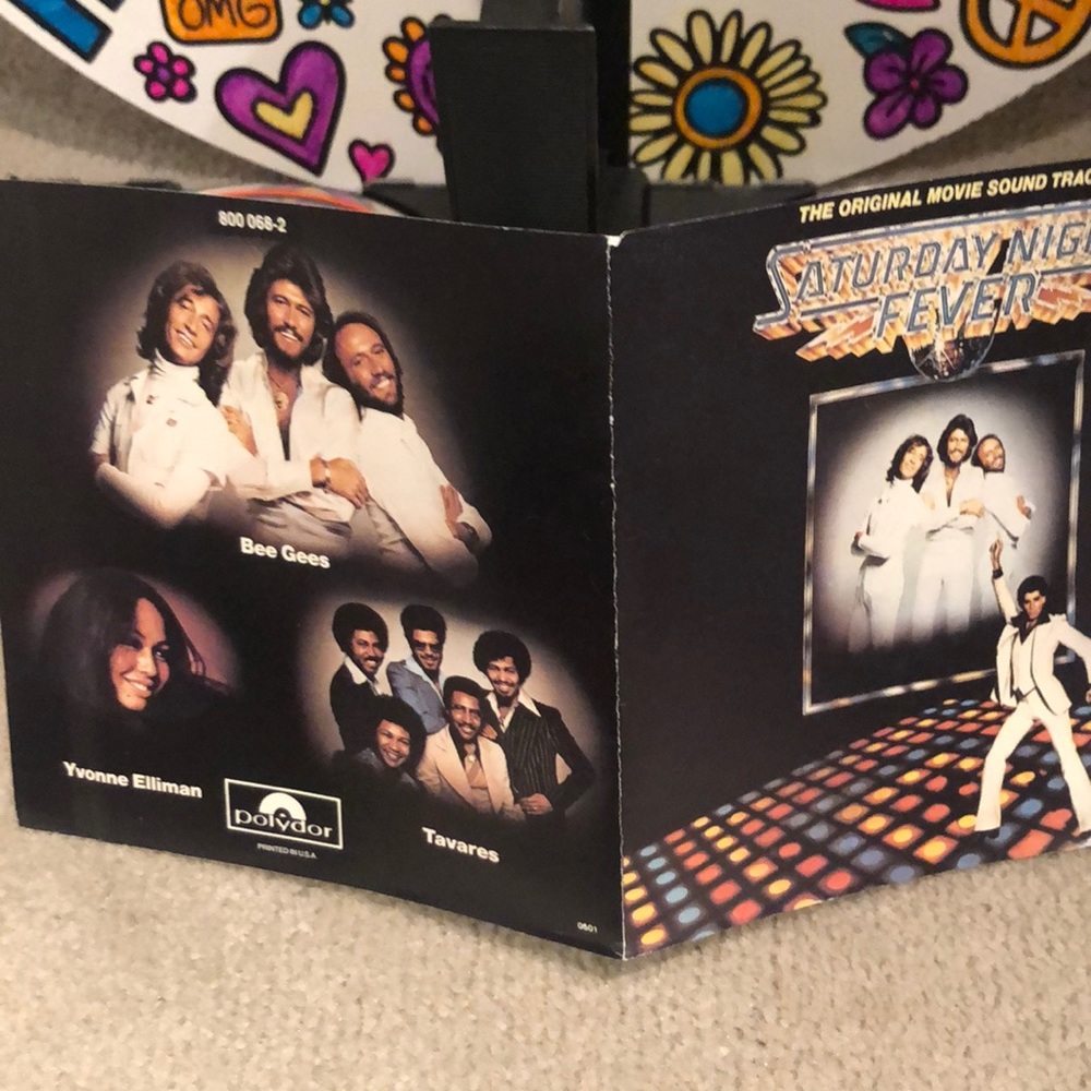 2 cd’s collectible Saturday night fever